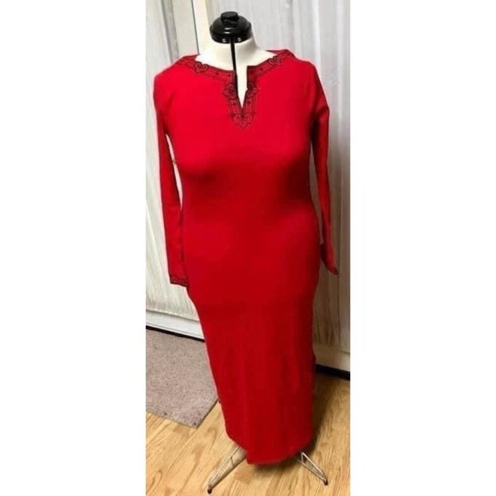 Nina Leonard red long sleeve maxi dress. Size large. EUC.